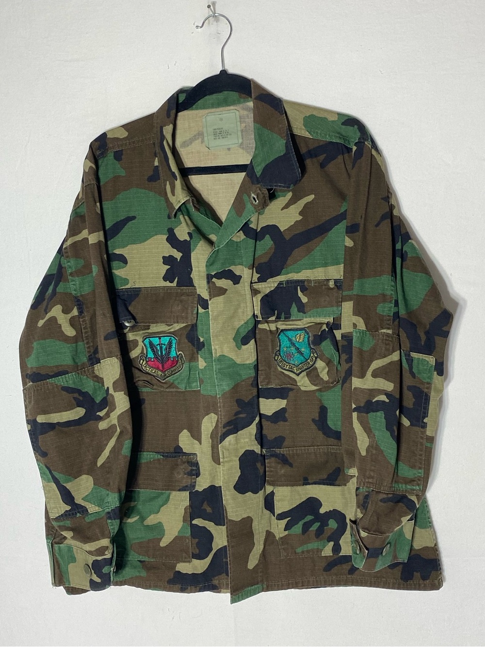Vintage USAF M81 Woodland Camo BDU Jacket With Tactical Air Command Patches L